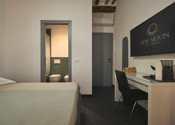 New Moon Del Prione بيت ضيافة