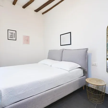 New Moon Del Prione La Spezia