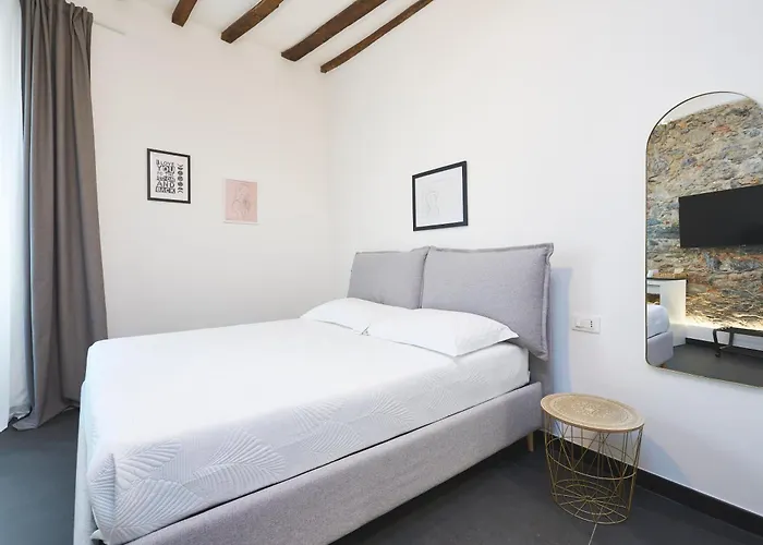 New Moon Del Prione לה ספציה